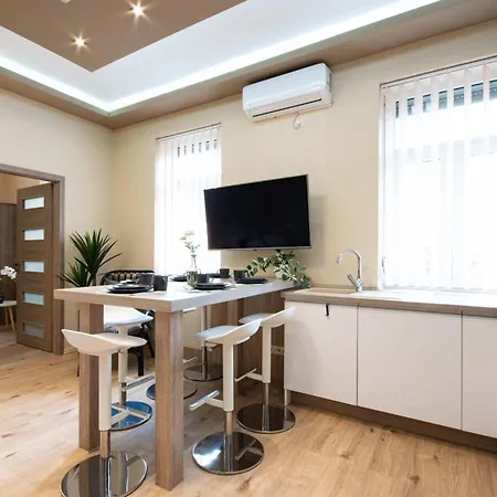 Apartamento - - Comfy