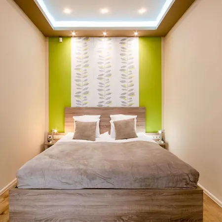 Apartment - - Comfy *