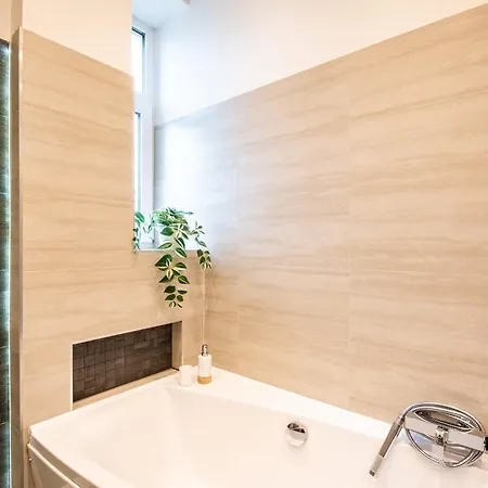 - - Comfy * 布达佩斯