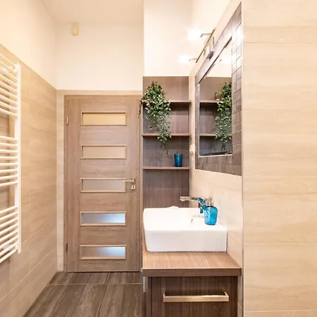 - - Comfy Апартаменты Будапешт